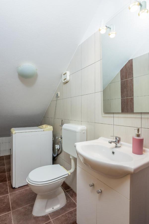 Apartment Buzet 17562A エクステリア 写真