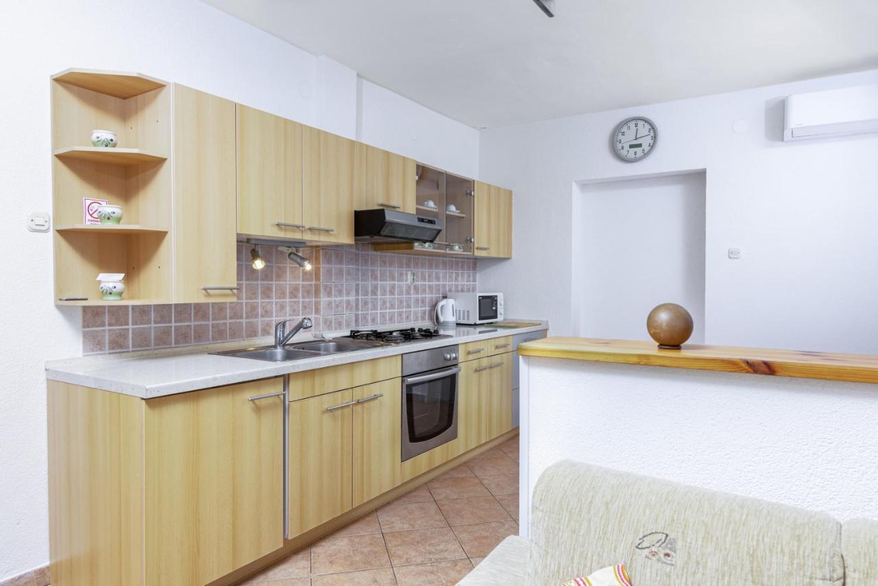 Apartment Buzet 17562A エクステリア 写真